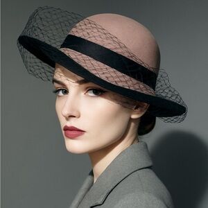 Vintage Gray 100% Virgin Wool Hat with Black Netting Veil